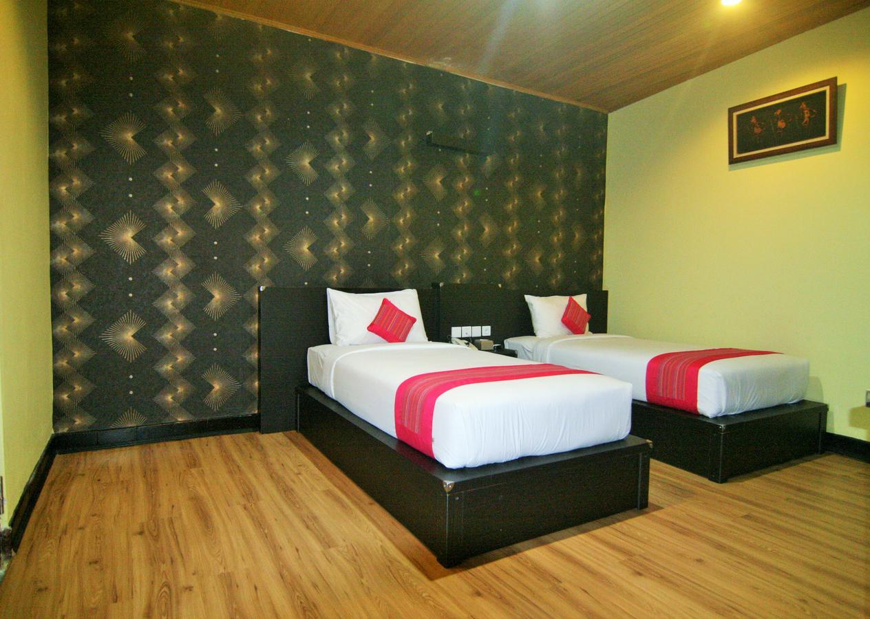 Starli Hotel Bukittinggi Buitenkant foto